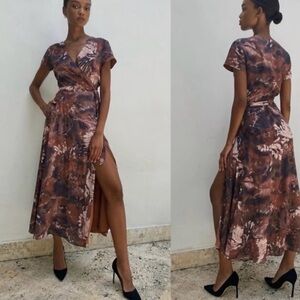 Aritzia Babaton Stunning Floral Maxi Wrap Dress in Rich Autumn Hues sz S